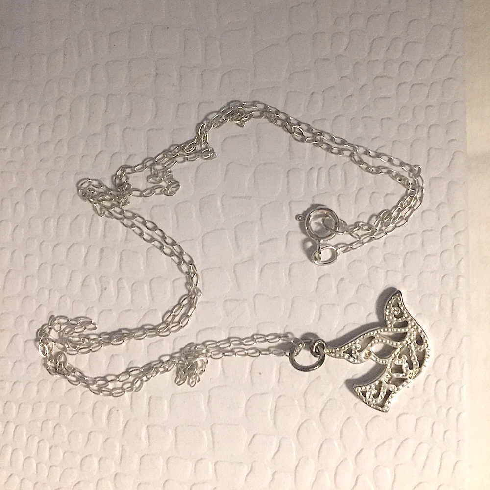 Dainty Dove NWOT Ornamented Silver Tone Necklace